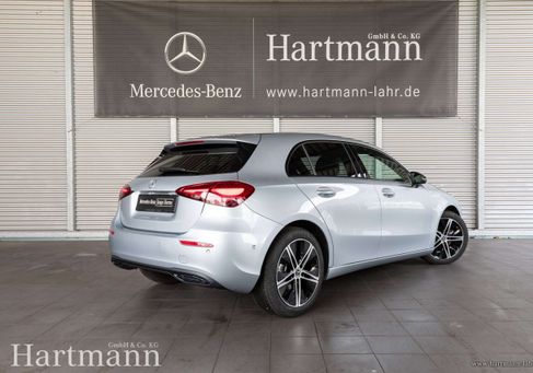 Mercedes-Benz A 180, 2024
