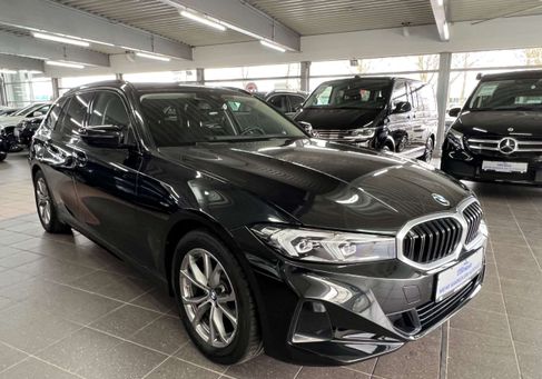 BMW 318, 2022