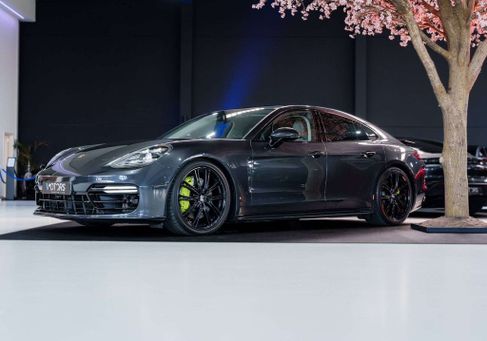 Porsche Panamera, 2018 3
