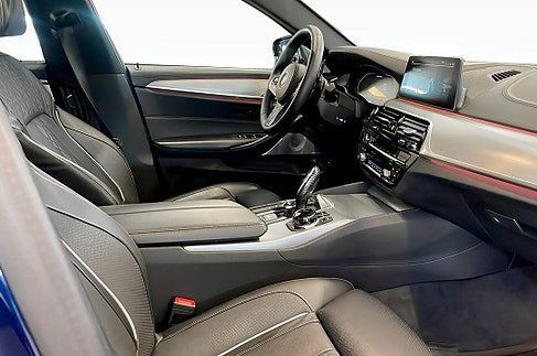 BMW M550, 2020