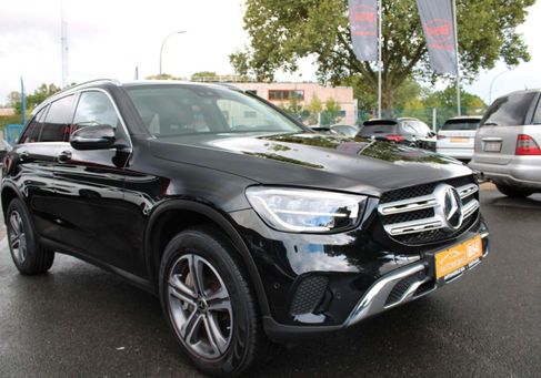 Mercedes-Benz GLC 300, 2022