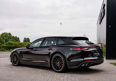 Porsche Panamera, 2022