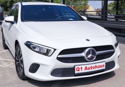 Mercedes-Benz A 180, 2022
