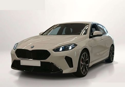 BMW 120, 2025