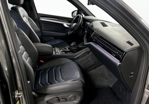 Volkswagen Touareg, 2021