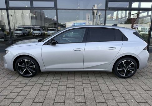 Opel Astra, 2025