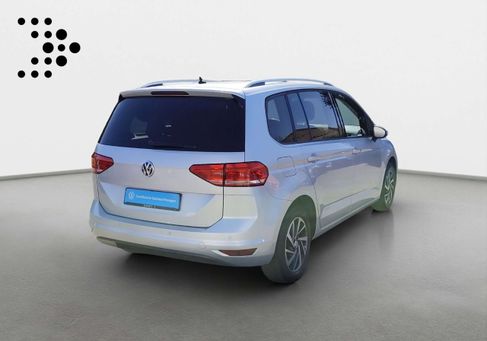 Volkswagen Touran, 2019 3