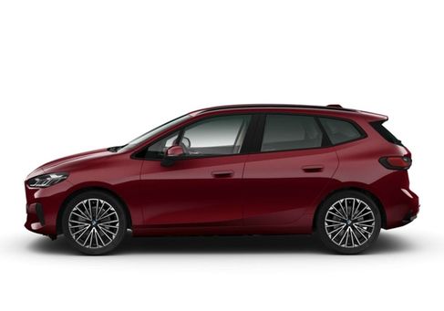 BMW 220, 2025 2