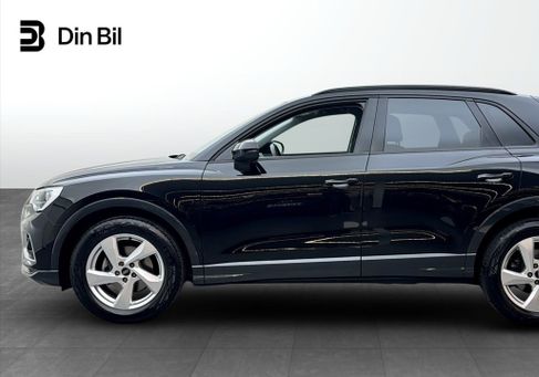Audi Q3, 2023 2