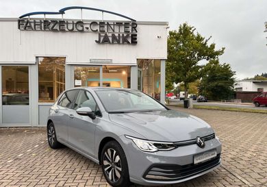 Volkswagen Golf, 2023