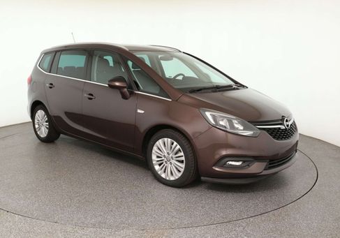 Opel Zafira, 2018