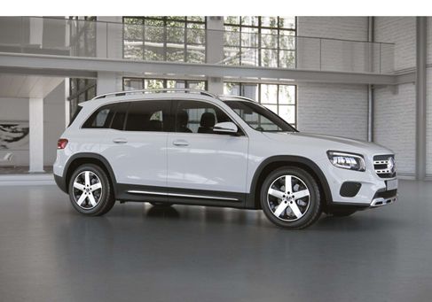 Mercedes-Benz GLB 200, 2023