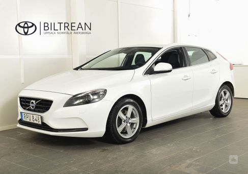 Volvo V40, 2016