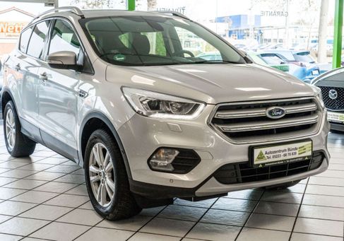 Ford Kuga, 2019