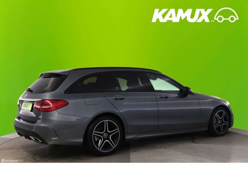 Mercedes-Benz C 300, 2021