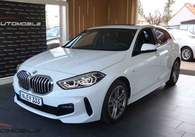 BMW 118, 2022