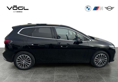 BMW 218, 2022 3
