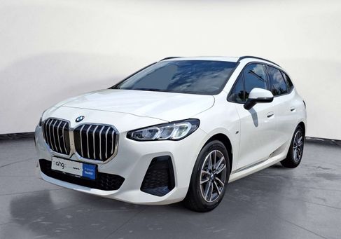 BMW 220, 2025 2