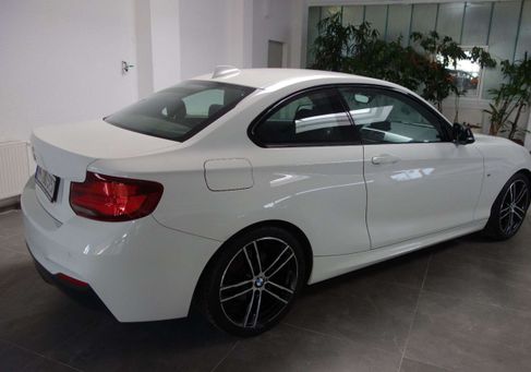 BMW 218, 2020 3