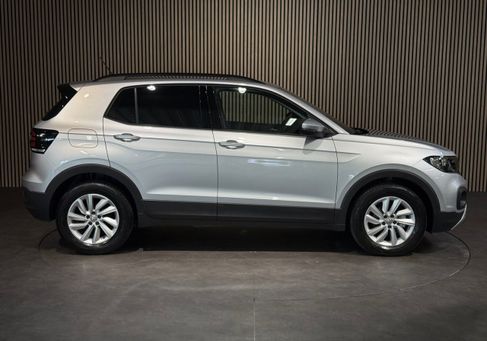 Volkswagen T-Cross, 2020