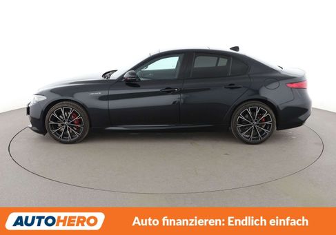 Alfa Romeo Giulia, 2022 3