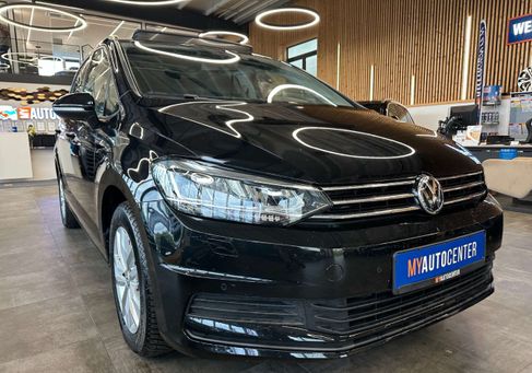 Volkswagen Touran, 2019 3