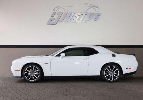 Dodge Challenger, 2023