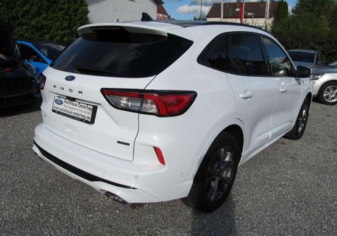 Ford Kuga, 2021