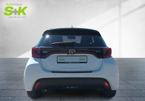 Toyota Yaris, 2024