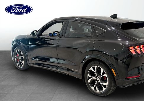 Ford Mustang Mach-E, 2021