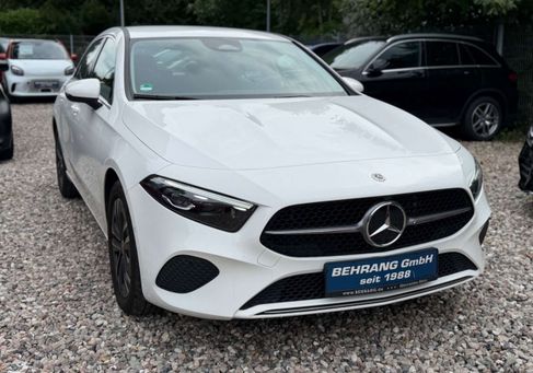 Mercedes-Benz A 180, 2023