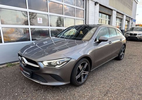 Mercedes-Benz CLA 200, 2021