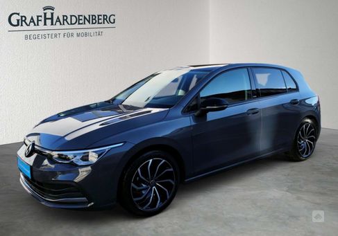 Volkswagen Golf, 2022