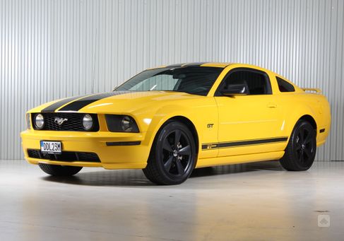 Ford Mustang, 2005