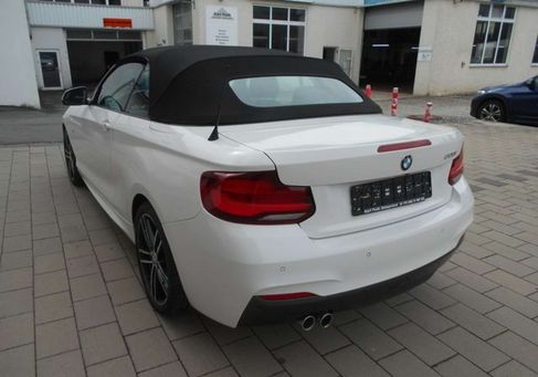 BMW 220, 2021 3
