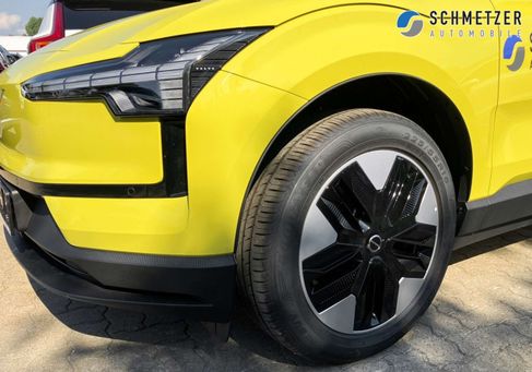 Volvo EX30, 2024