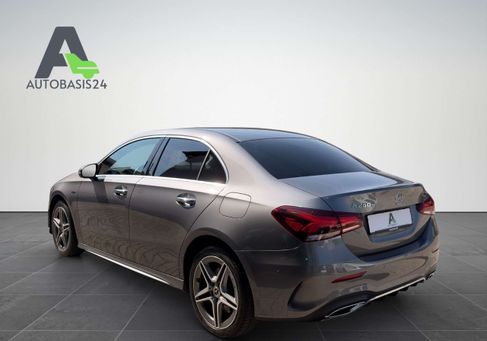 Mercedes-Benz A 250, 2021