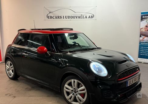 MINI, 2015