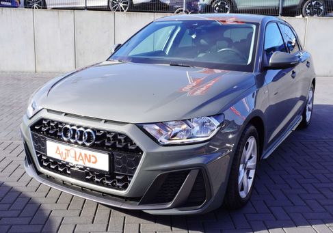 Audi A1, 2022