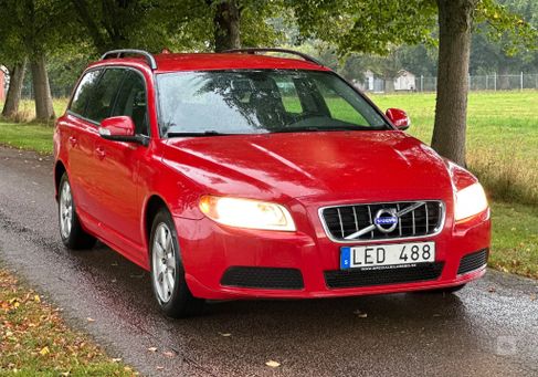 Volvo V70, 2011