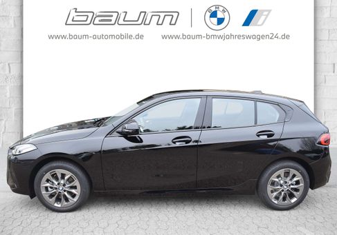 BMW 120, 2025