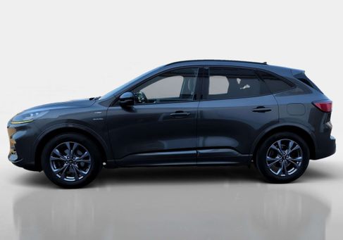 Ford Kuga, 2021 3