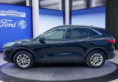 Ford Kuga, 2022