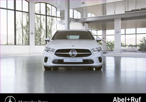 Mercedes-Benz A 200, 2020
