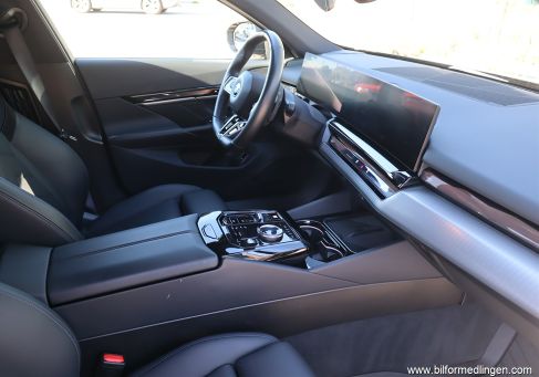 BMW 530, 2024