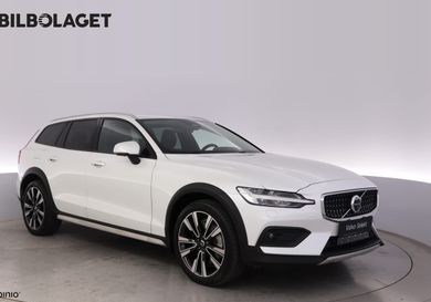 Volvo V60 Cross Country, 2024