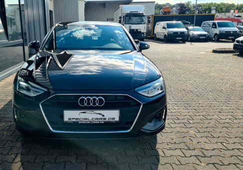 Audi A4, 2023 2