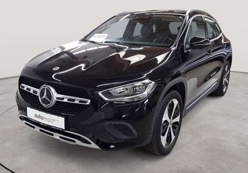 Mercedes-Benz GLA 250, 2022