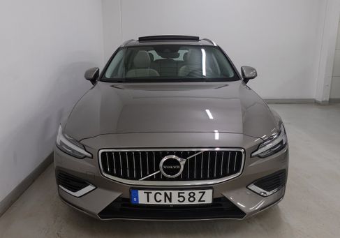 Volvo V60, 2021