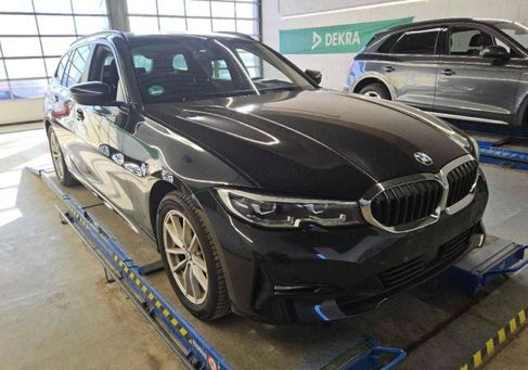 BMW 320, 2021